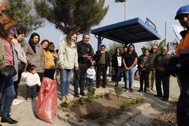 Municipio-de-Chillan-Viejo-inauguro-renovado-equipamiento-urbano-en-Altos-del-Quillay-2