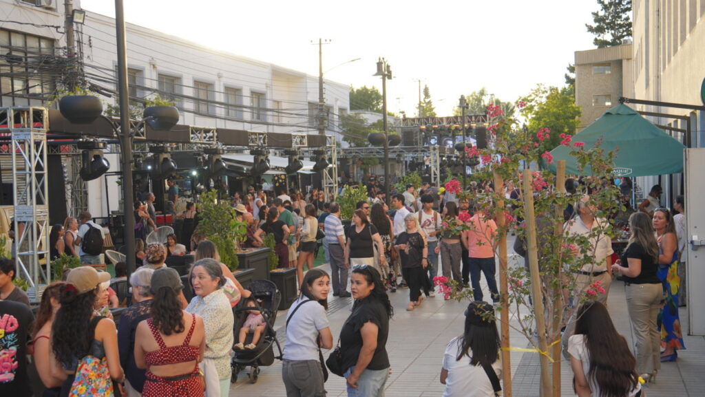Municipio-inauguro-Patio-de-los-Artistas-ante-mas-de-mil-asistentes-14-1024x577