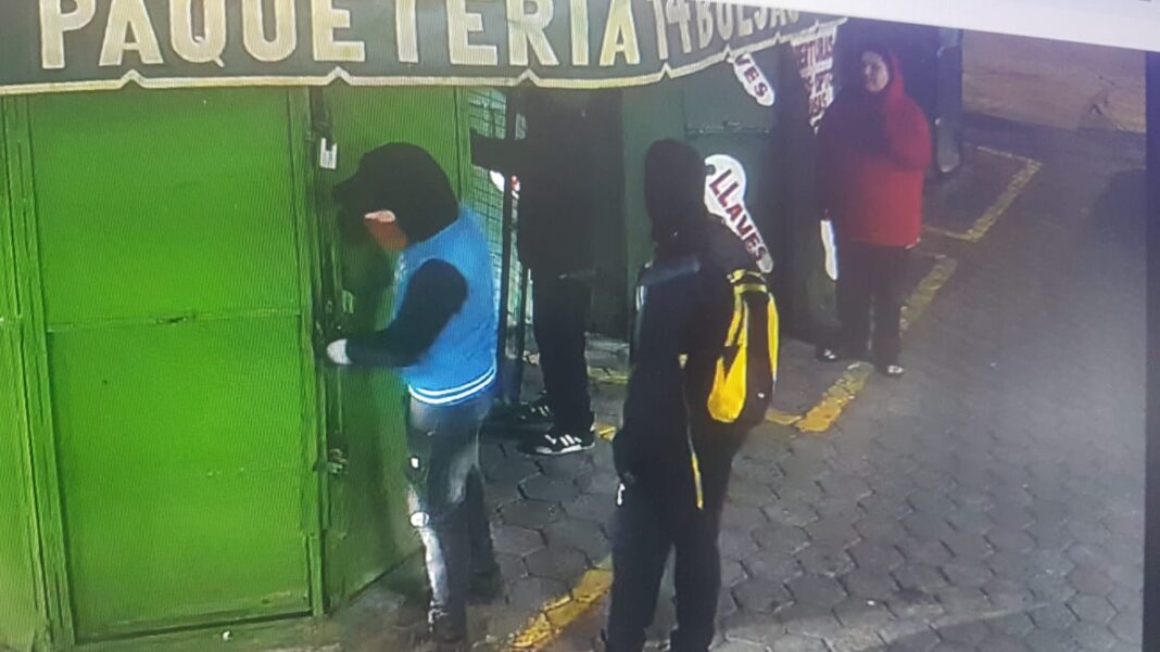 detienen-a-un-hombre-con-un-arma-gracias-a-camaras-de-televigilancia-1068x601