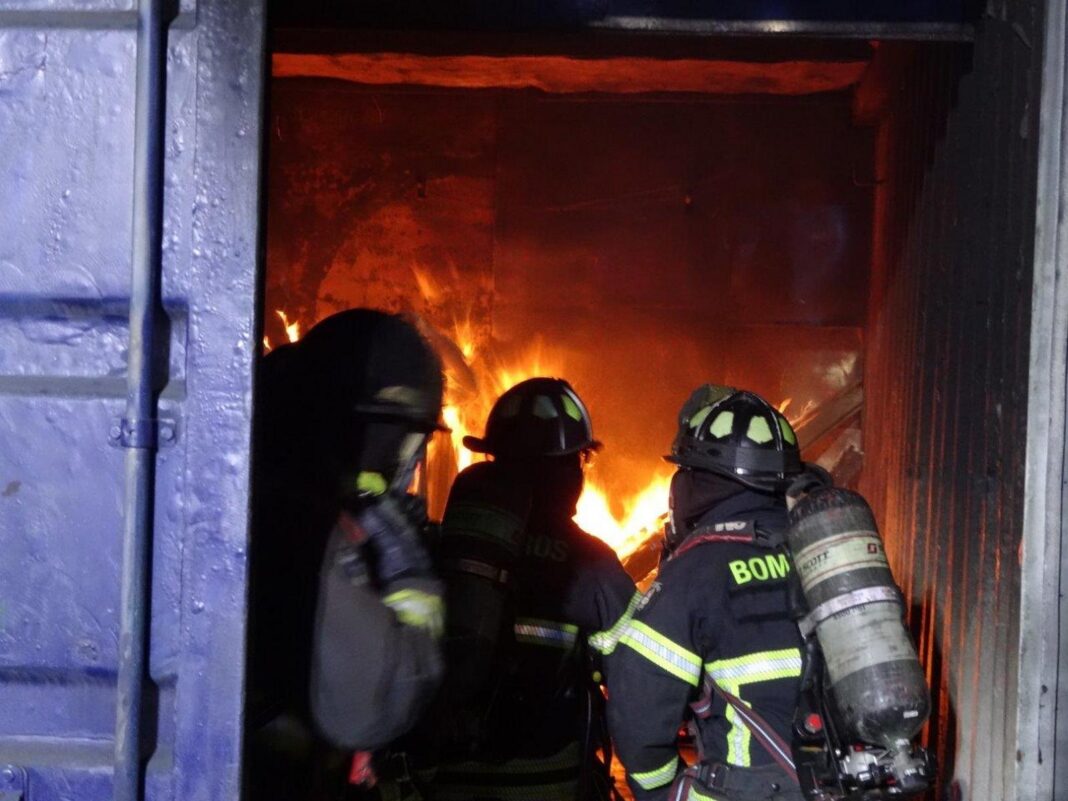 Bomberos-de-Quillon-realizan-masivo-entrenamiento-7-1068x801