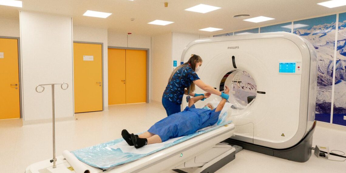 Atencion-Imagenologia-NHRN-1140x570