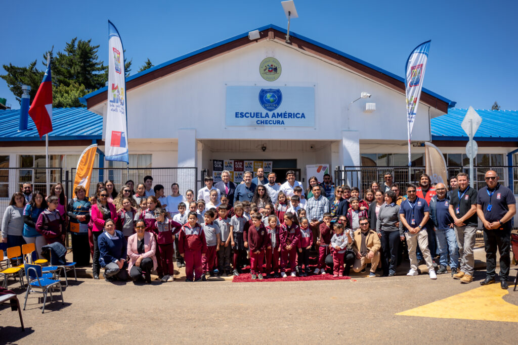 nueva-cancha-sintetica-y-remodelacion-de-escuela-en-Ranquil-2-1024x683