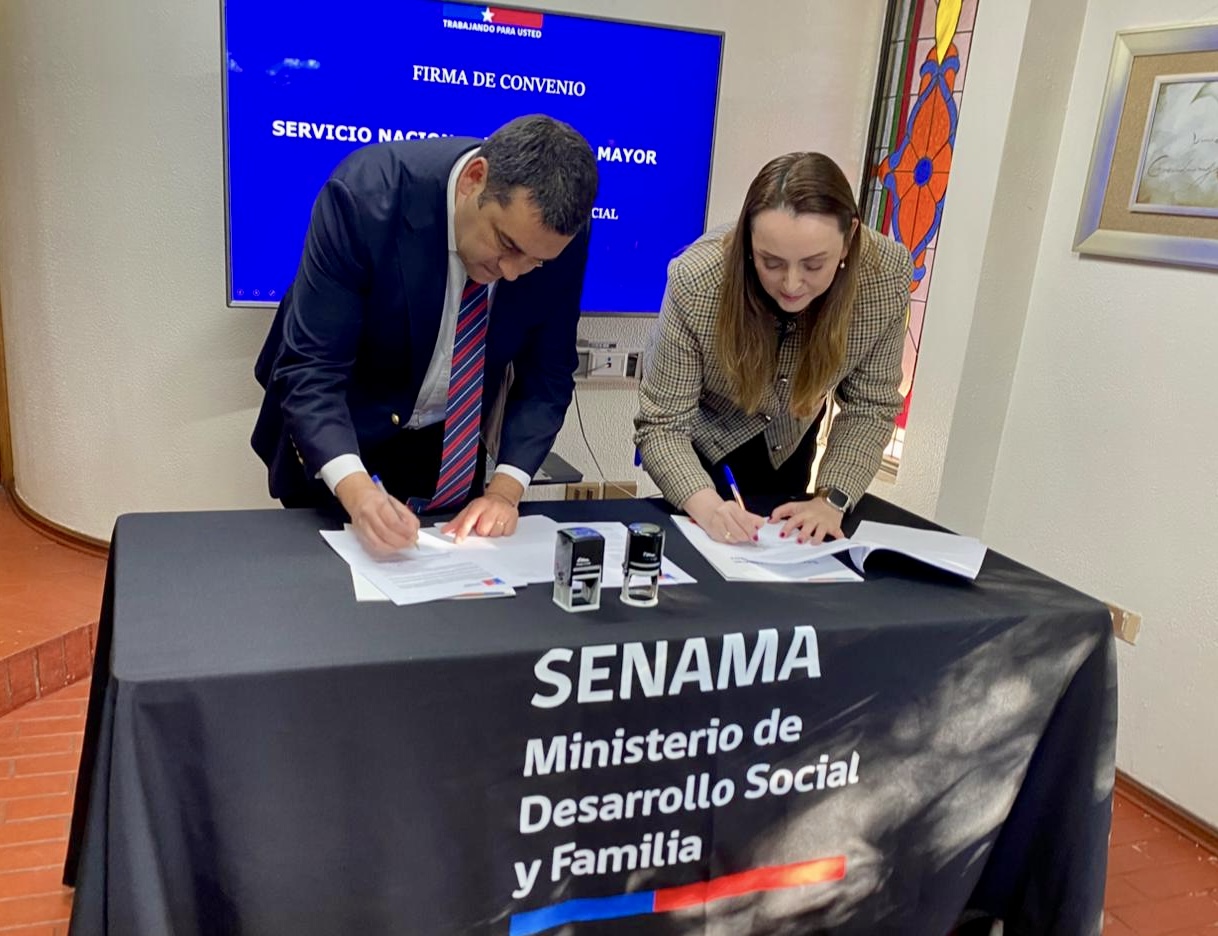 Foto 2 firma de convenio