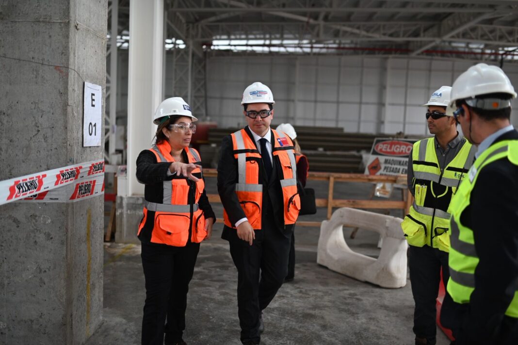 DELEGADO-PRESIDENCIAL-IMPULSA-CON-EFE-PROYECTOS-FERROVIARIOS-CLAVE-EN-NUBLE-1068x712