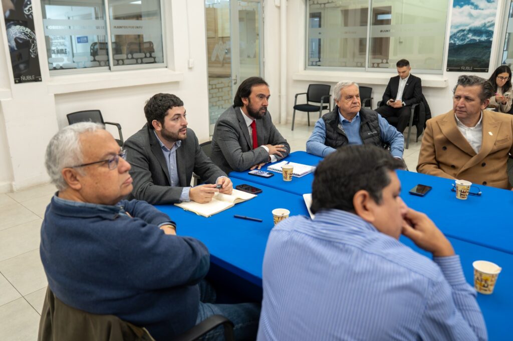 Gremios-regionales-se-suman-al-respaldo-2-1024x682